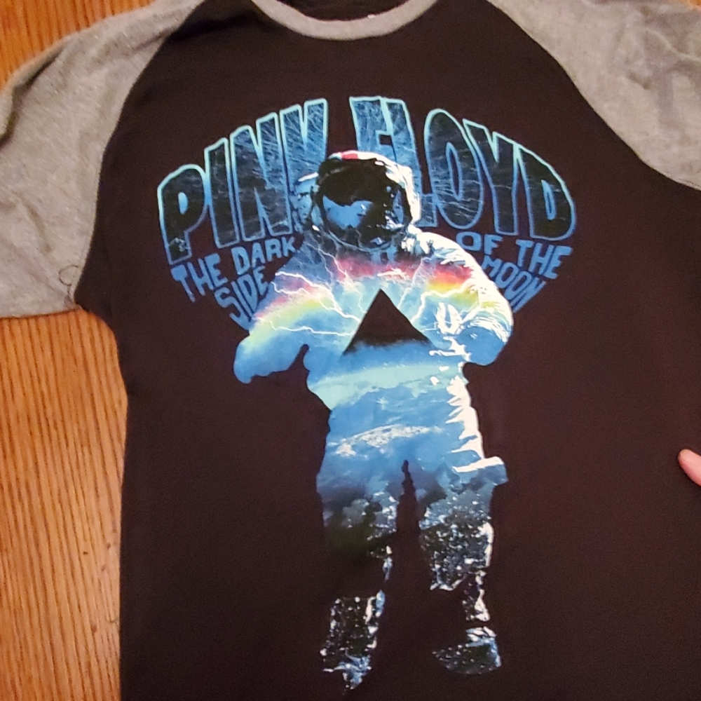 Pink floyd shirt